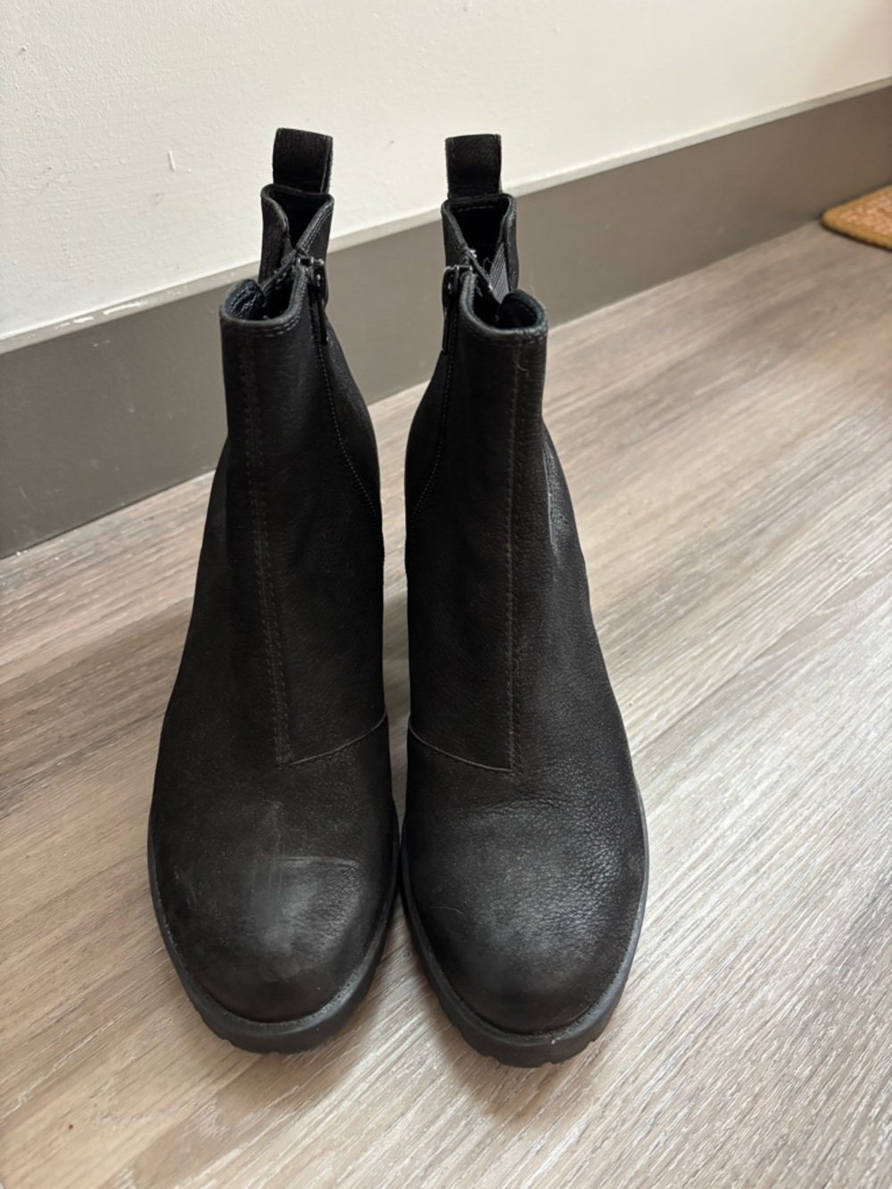 Vagabond Grace Heeled Leather Chelsea Boots - Picture 2 of 9